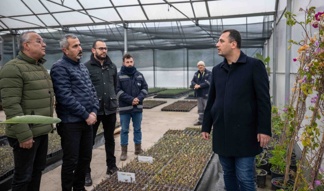 Bornova Belediyesi, 2026 yılı peyzaj hedefleri kapsamında Pınarbaşı'ndaki fidanlığında üretime