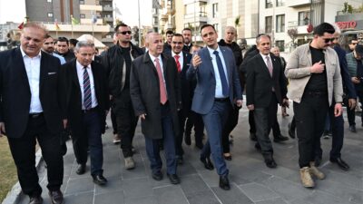 Zafer Partisi Genel Başkanı Ümit Özdağ, bir dizi program kapsamında