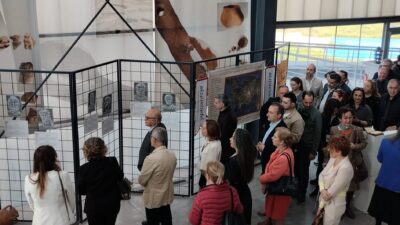 İzmir’in ilk neolitik yerleşimlerinden biri olarak kabul edilen 8500 yıllık