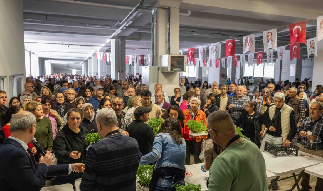 Bornova Belediyesi, Ekolojik Kent Yerel Tohum Merkezi’nde vatandaşlara 220 bin