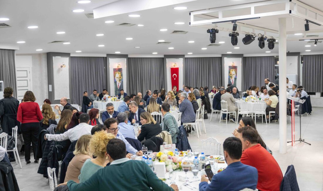 Bornova Belediyesi, 18. Genel Kurulu’nu İzmir’de gerçekleştiren Tekstil Mühendisleri Odası’nın