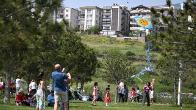 Bornova Belediyesi, 23 Nisan Ulusal Egemenlik ve Çocuk Bayramı’nı Aşık