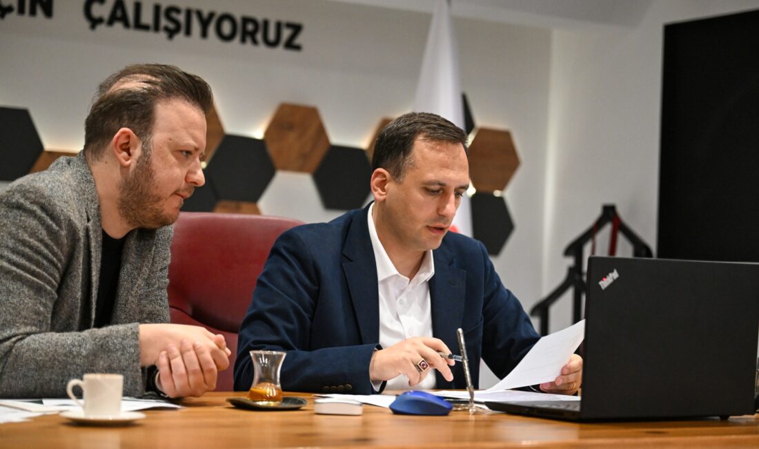 Bornova Belediye Başkanı Ömer Eşki, Energy Cities’in Guimarães’te düzenlenen genel