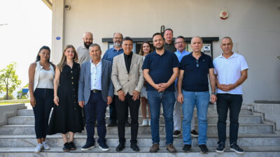 Tekstil Mühendisliği mezunu olan Bornova Belediye Başkanı Ömer Eşki, İzmir