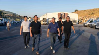 Bornova Belediye Başkanı Ömer Eşki, Yeşilçam Mahallesi'nde yapılacak yatırımları yerinde